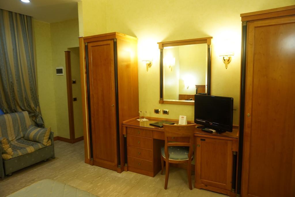 Hotel Miami Róma Kültér fotó