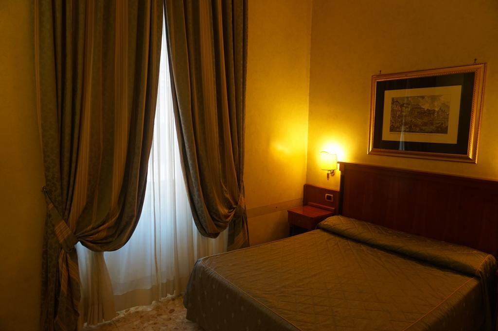Hotel Miami Róma Kültér fotó